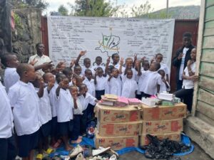 DONS SCOLAIRES AUX ENFANTS VULNERABLES EN RDC 2025