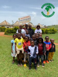 Pâques Solidaire 2026 à MIAMO’O – Une journée d’espoir et de partage à Dschang, Cameroun